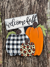 Load image into Gallery viewer, Welcome Fall Pumpkin Trio Door Hanger
