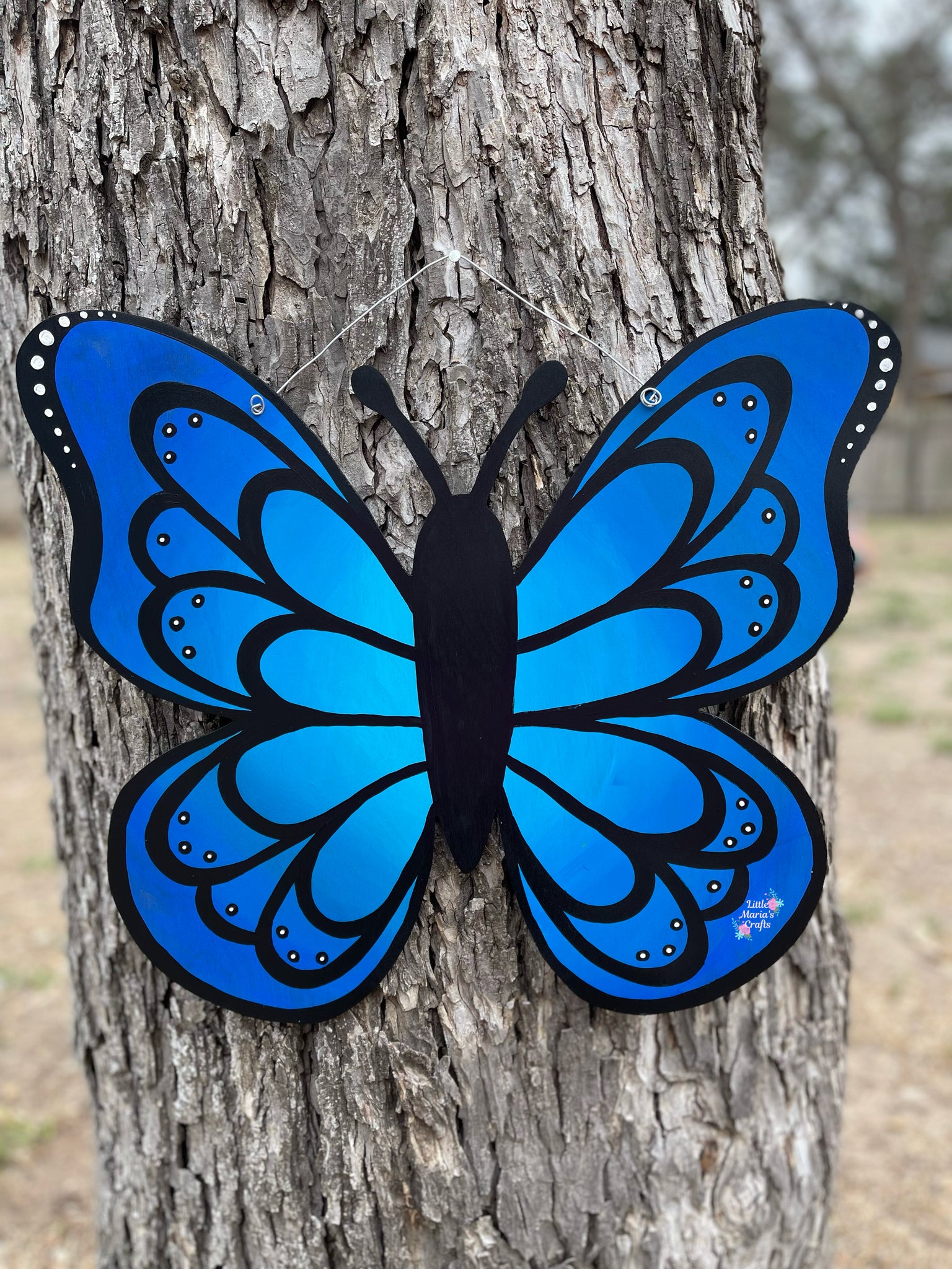 Ombré Butterfly Door – Crafts Maria\'s Hanger Little