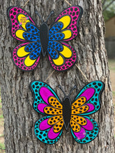 Load image into Gallery viewer, Spotted butterfly Door Hanger
