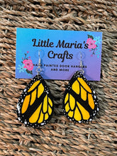 Load image into Gallery viewer, Earrings-Butterfly Wings
